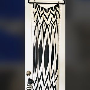 Forever 21 Strapless Maxi Summer Dress